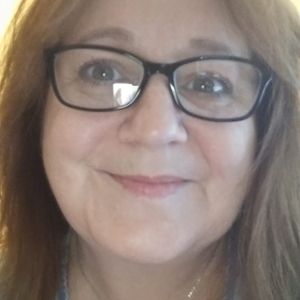 Meet your Posher, Debbie